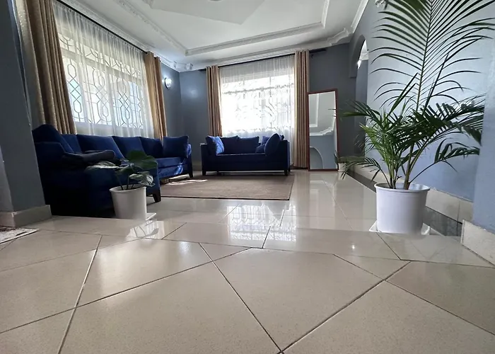 Sally\'S Home-Near Jnia Airport