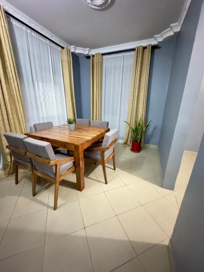 Homestay Sally's Home-near Jnia Airport *